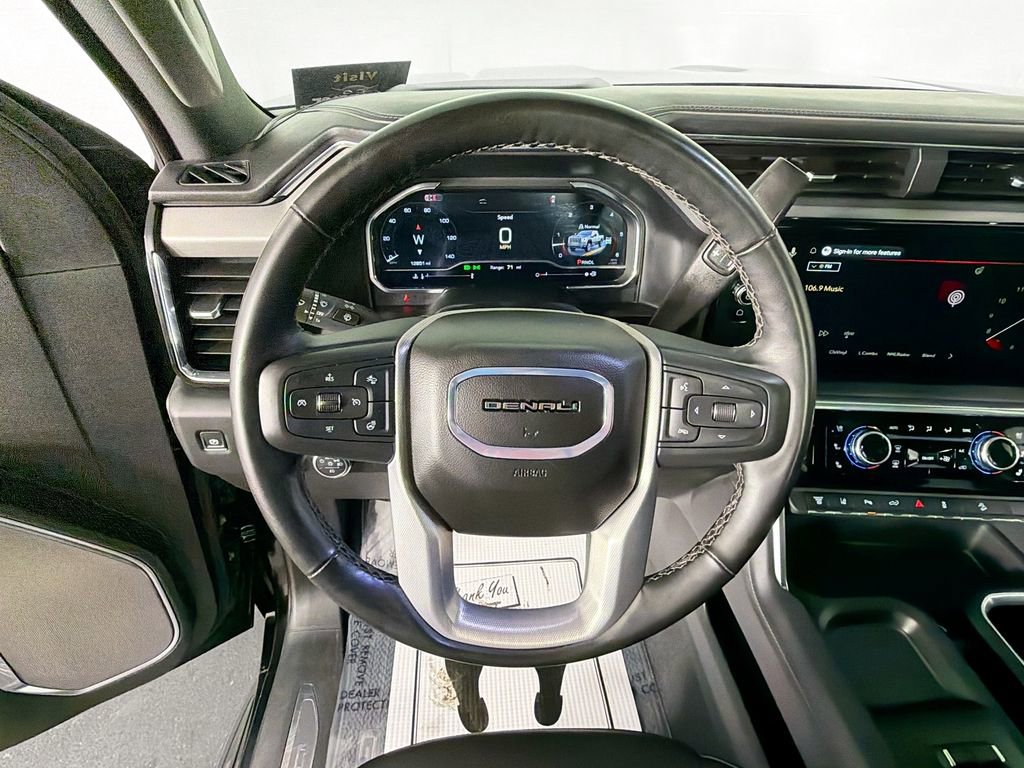 Used 2025 GMC Sierra 2500 Denali image 11