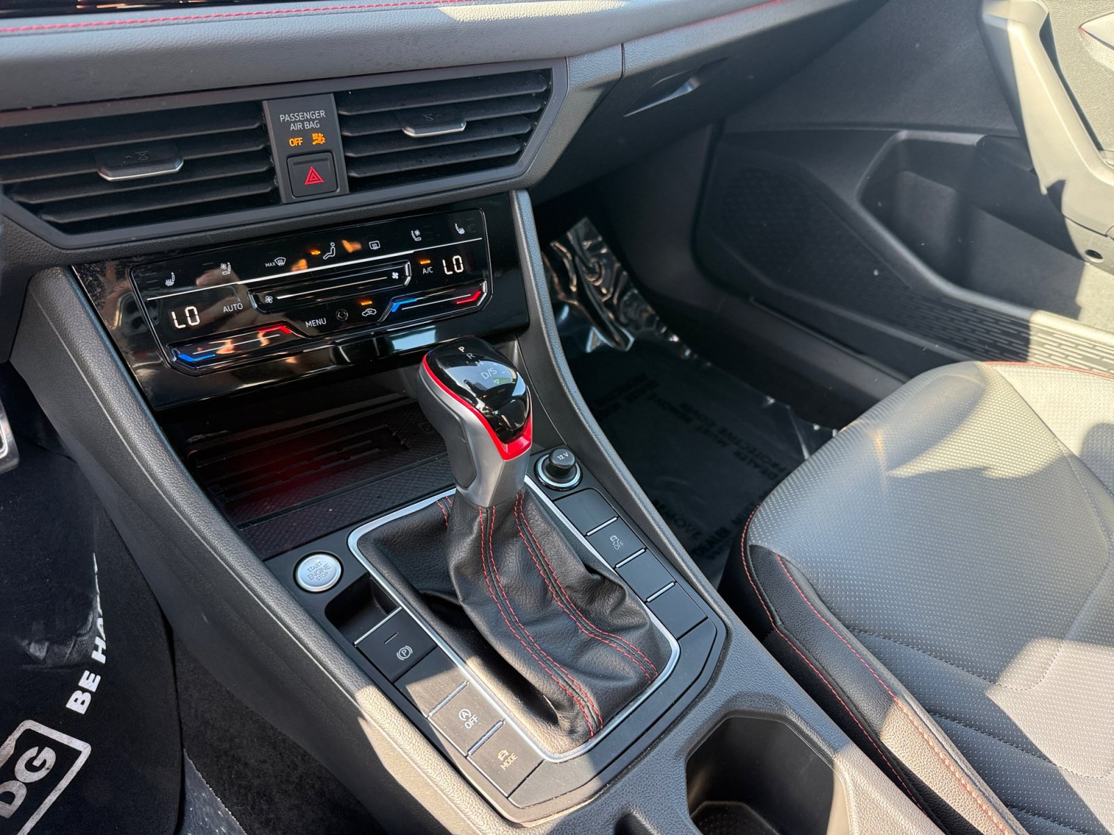 Certified 2025 Volkswagen Jetta GLI Autobahn FWD image 13