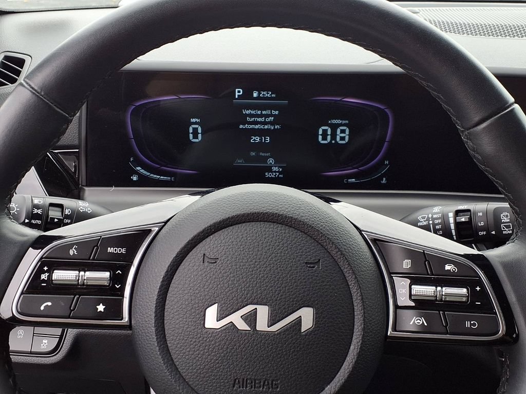 Used 2025 Kia Seltos S AWD/4WD image 10