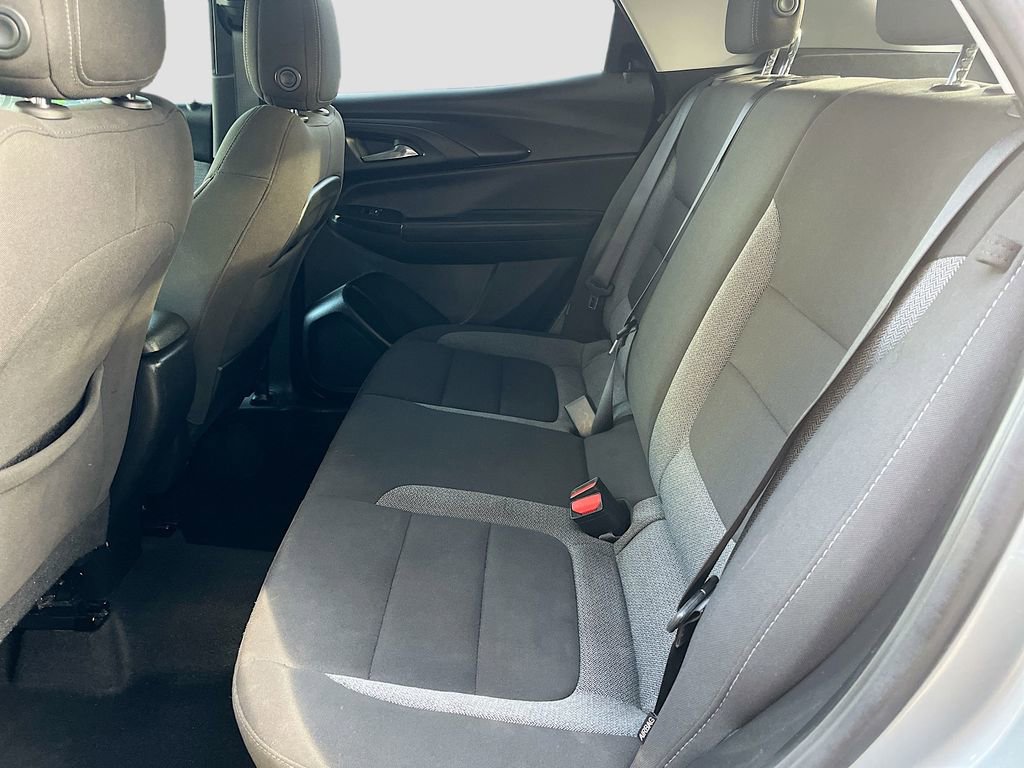 Used 2023 Chevrolet TrailBlazer LT AWD/4WD image 23