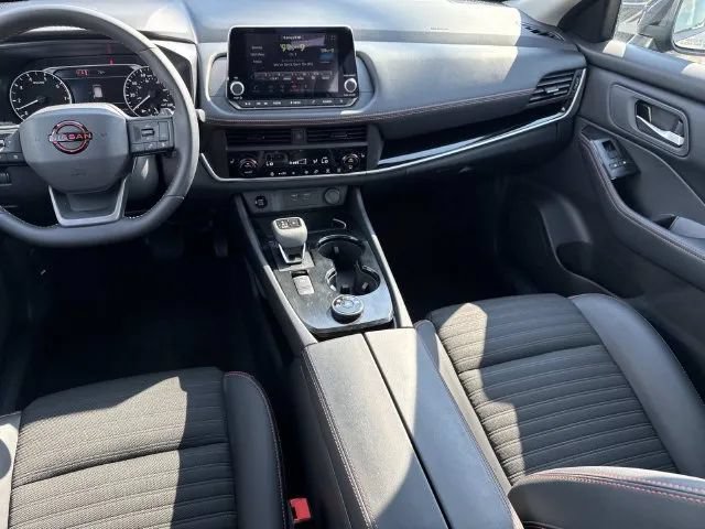 Used 2026 Nissan Rogue SV w/ Rock Creek Premium Package AWD/4WD image 16
