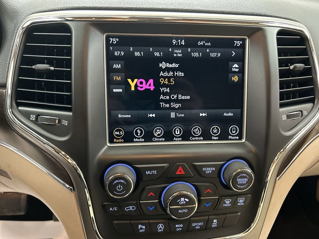 Used 2018 Jeep Grand Cherokee Limited AWD/4WD image 14