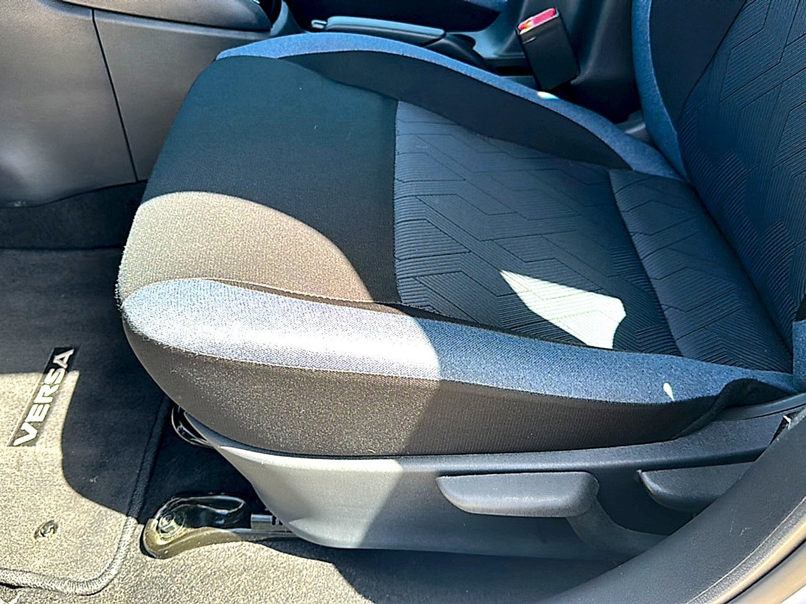 Certified 2025 Nissan Versa SV w/ Trunk Package FWD image 15