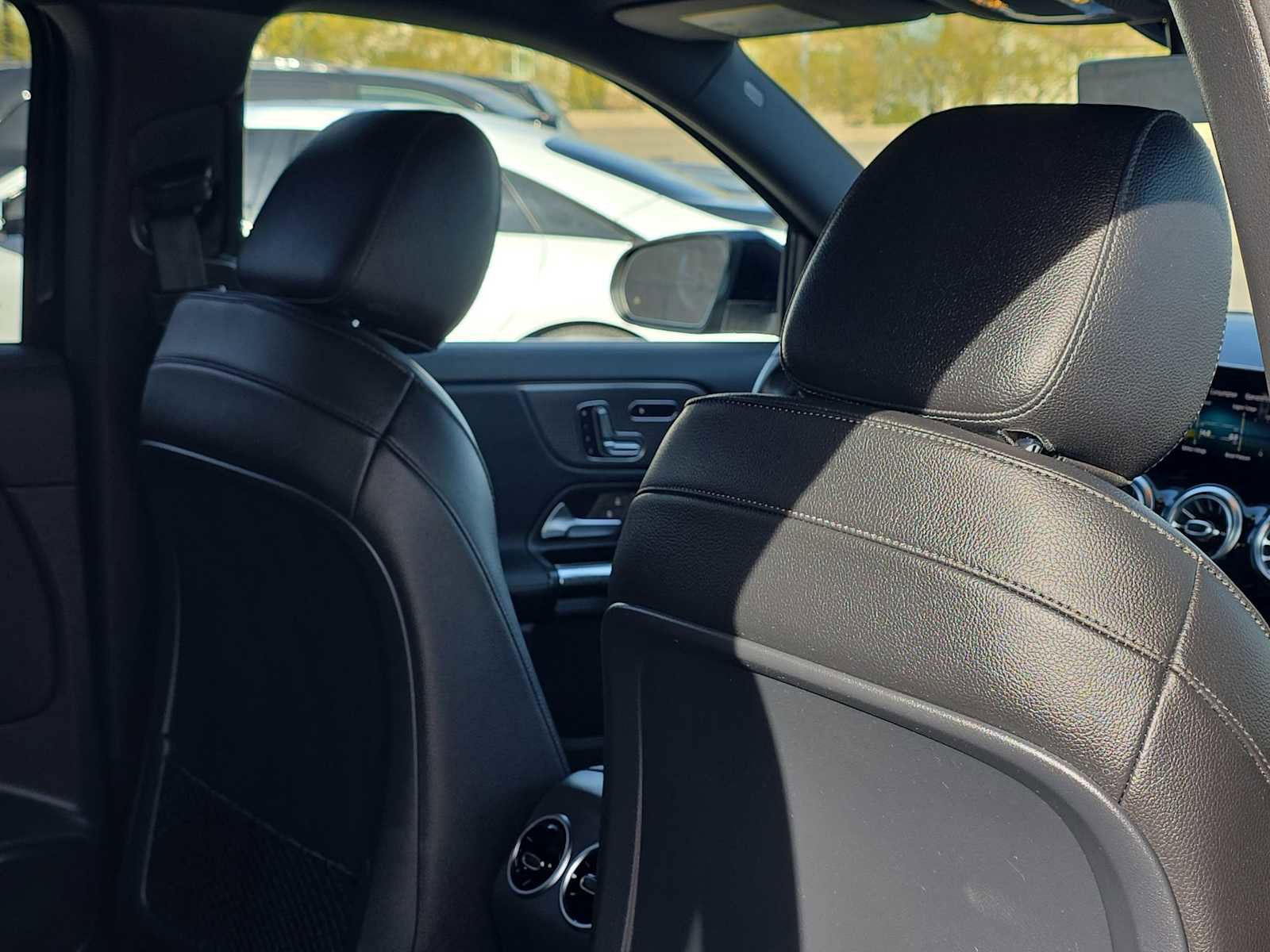 Used 2021 Mercedes-Benz GLA 250 GLA 250 w/ Premium Package image 15