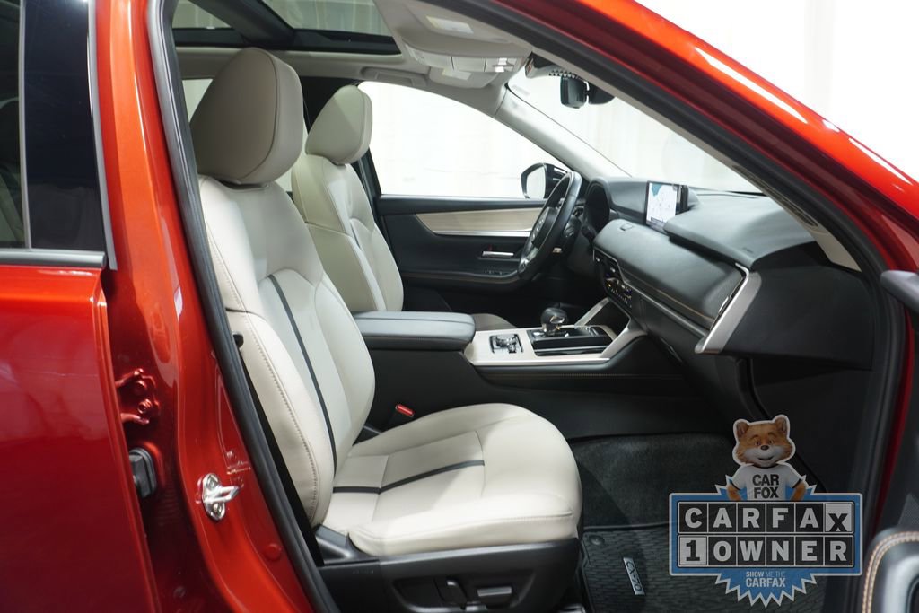 Used 2025 MAZDA CX-70 Plug-In Hybrid w/ Premium Pkg image 15