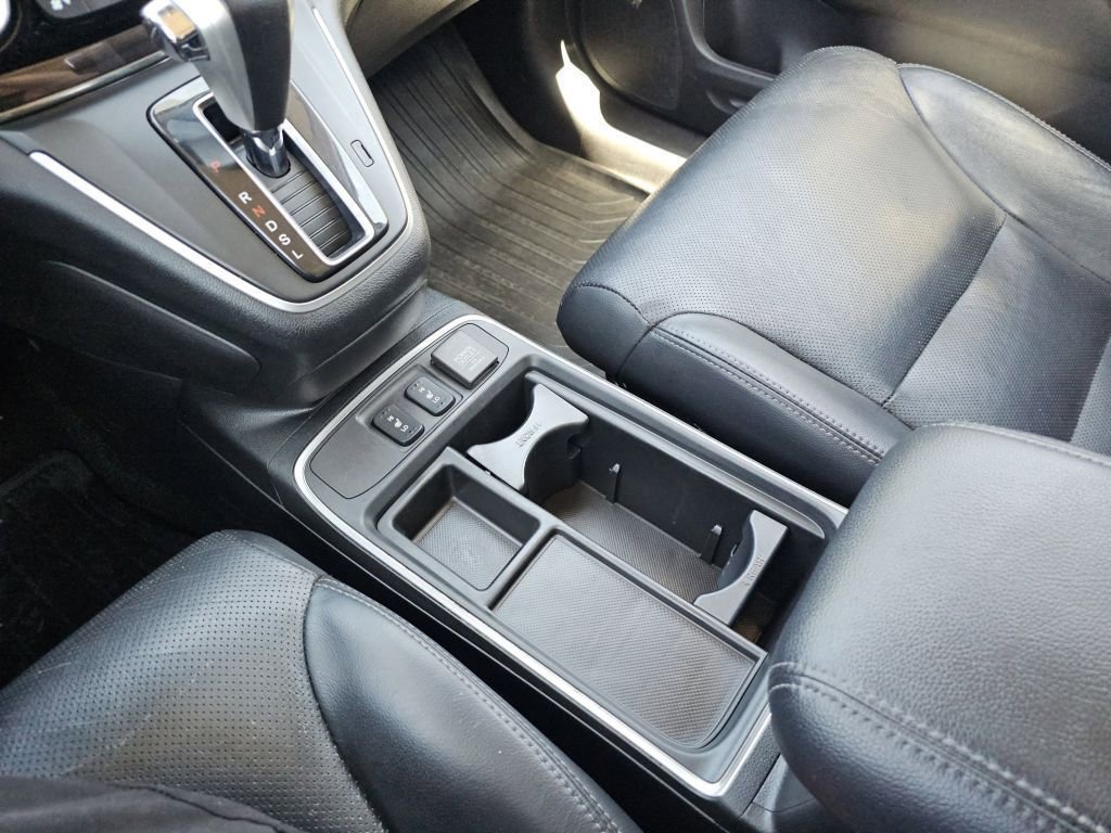 Used 2016 Honda CR-V Touring image 32