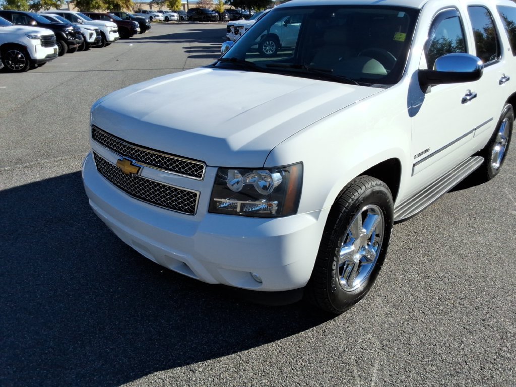 Used 2014 Chevrolet Tahoe LTZ AWD/4WD image 9