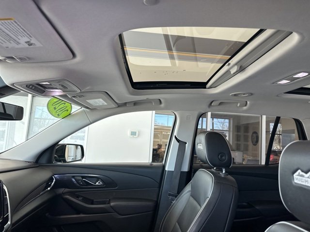 Used 2020 Chevrolet Traverse High Country image 15