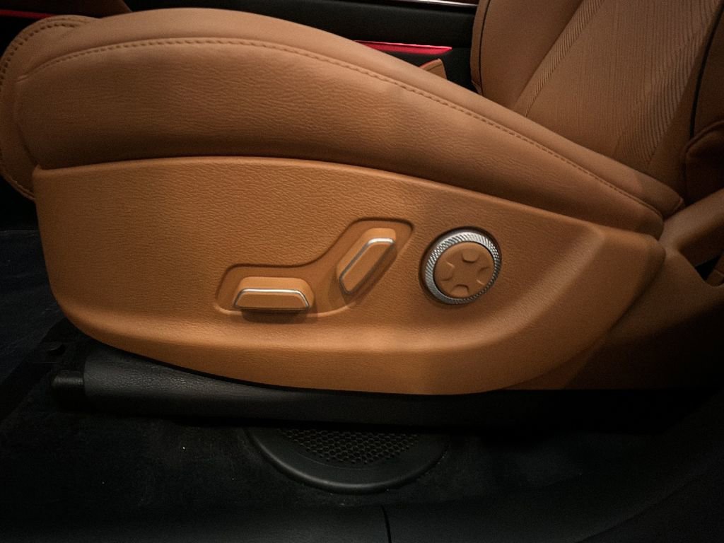 New 2026 Genesis GV80 2.5T Advanced AWD/4WD image 17