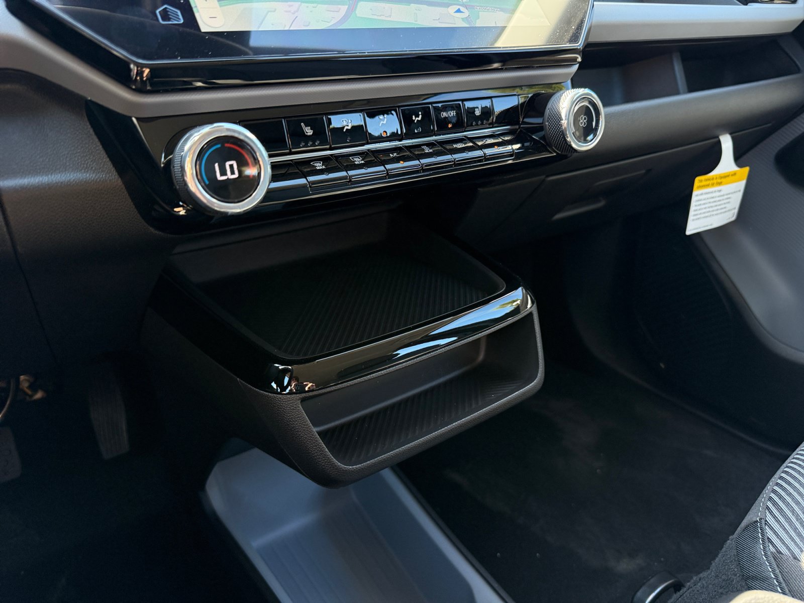 New 2027 Chevrolet Bolt LT w/ Comfort Package FWD image 13