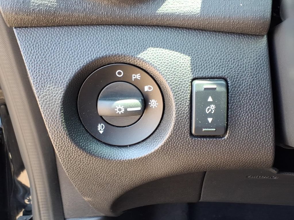 Used 2019 Ford Fiesta ST-Line FWD image 15