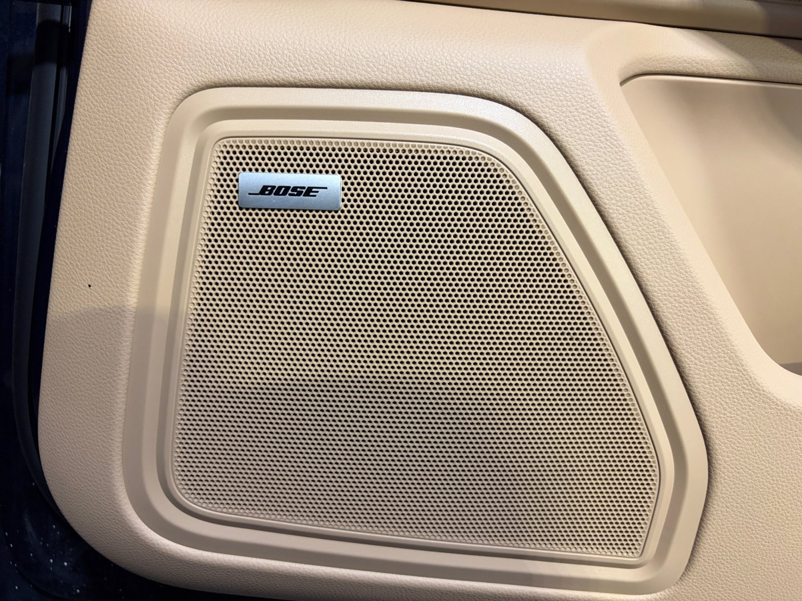 Certified 2020 Porsche Macan S AWD/4WD image 43