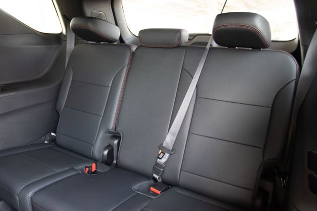 Used 2024 Chevrolet Traverse RS w/ LPO, Floor Liner Package image 32