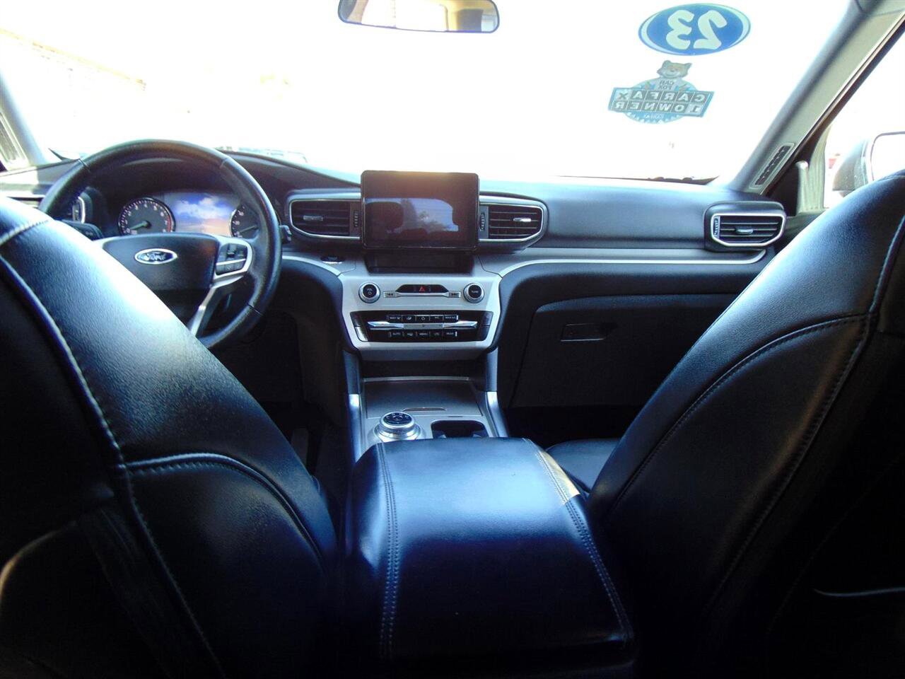 Used 2023 Ford Explorer XLT w/ Equipment Group 202A image 17