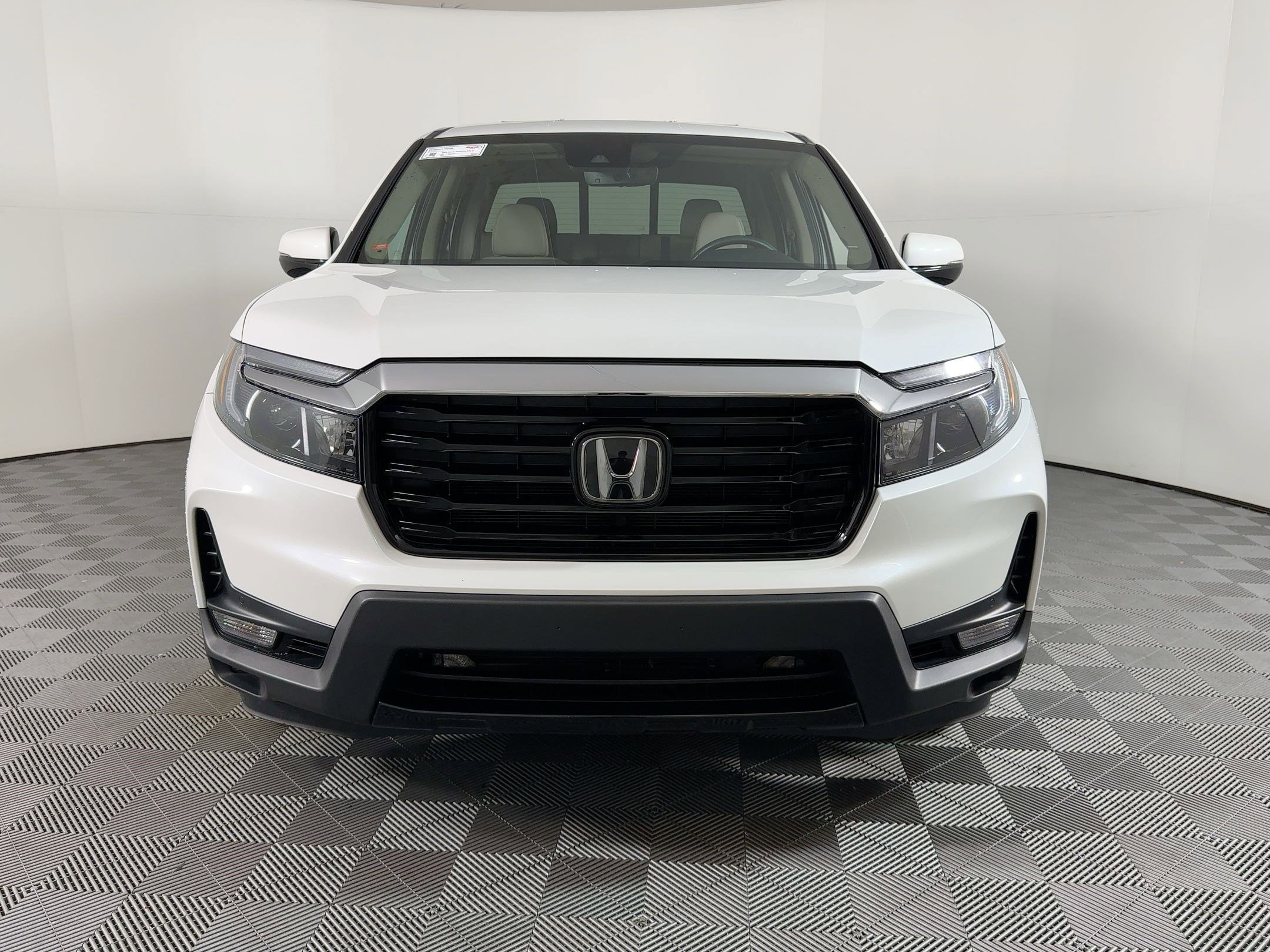 Used 2023 Honda Ridgeline RTL-E image 4