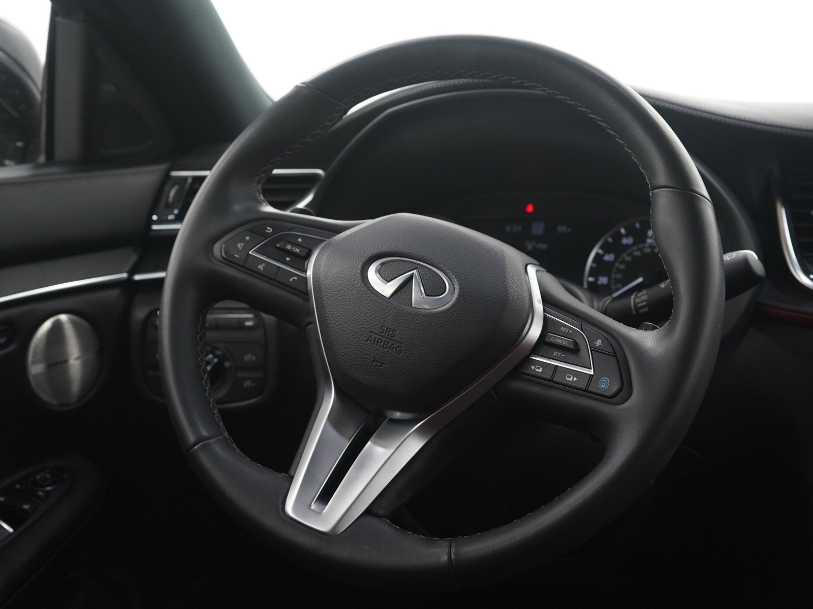 Used 2025 INFINITI QX55 Sensory w/ Lighting Package AWD/4WD image 14
