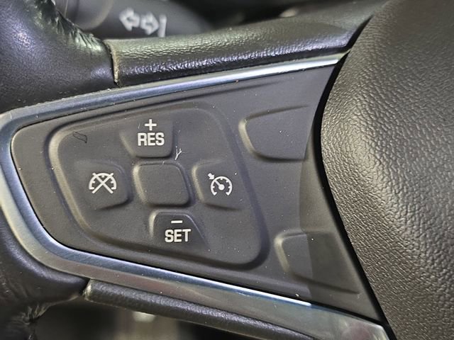 Used 2018 Chevrolet Equinox LT image 17