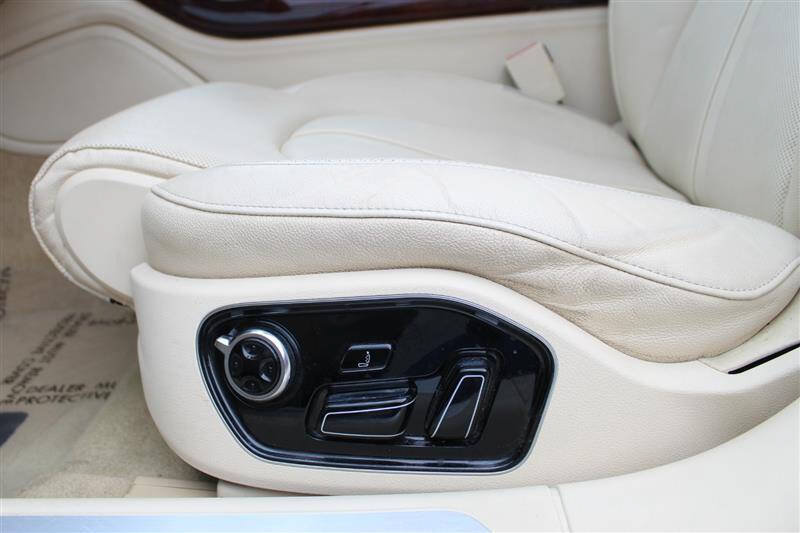 Used 2012 Audi A8 L 4.2 AWD/4WD image 11