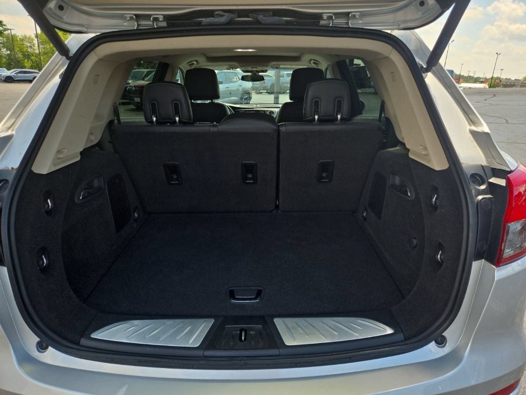Certified 2017 Buick Envision Essence FWD image 9