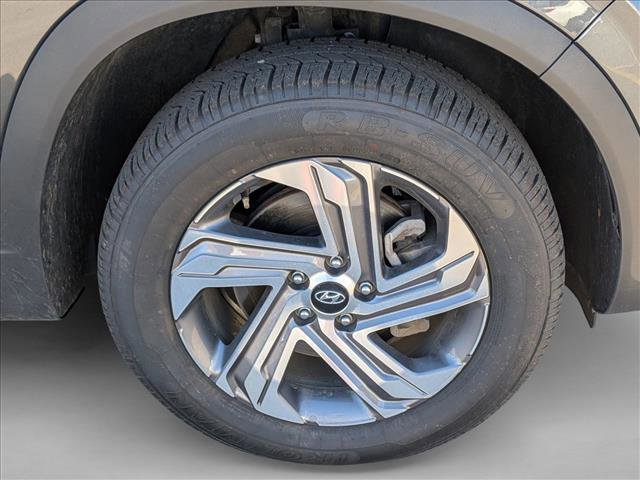 Used 2023 Hyundai Santa Fe SEL image 9