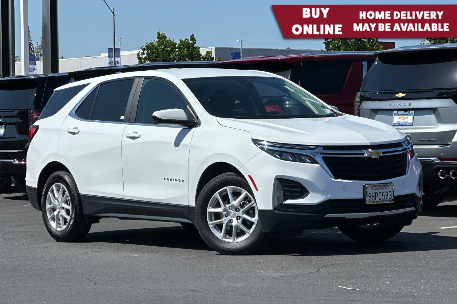 Used 2024 Chevrolet Equinox LT image 1