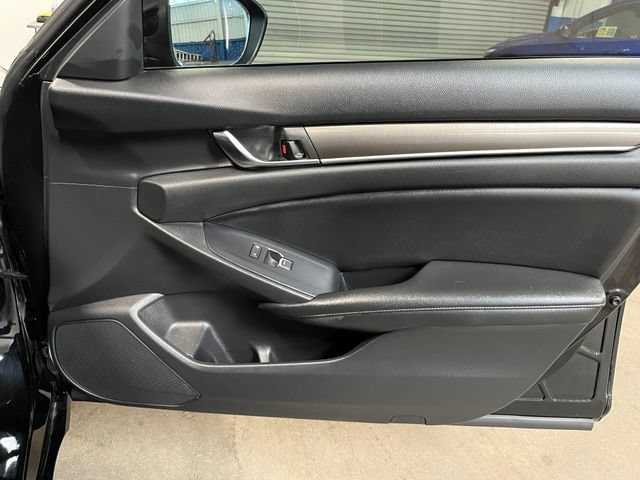 Used 2019 Honda Accord LX image 11