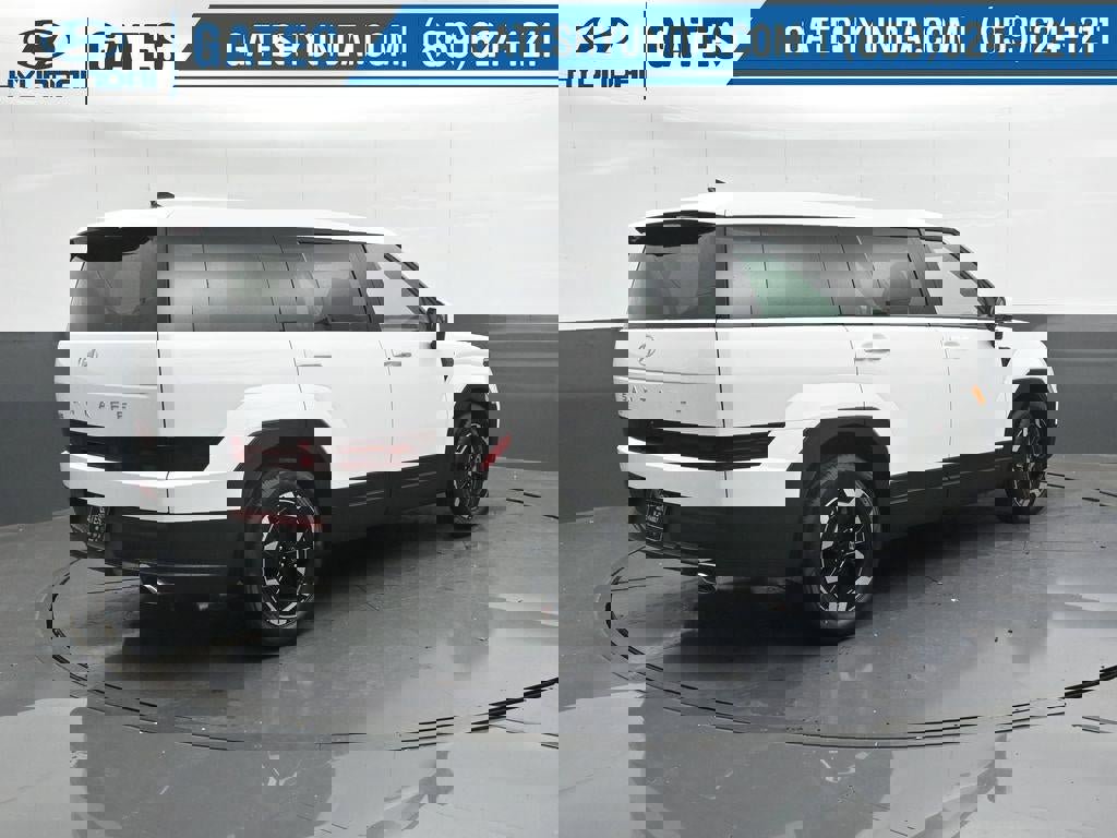 New 2026 Hyundai Santa Fe SE image 2