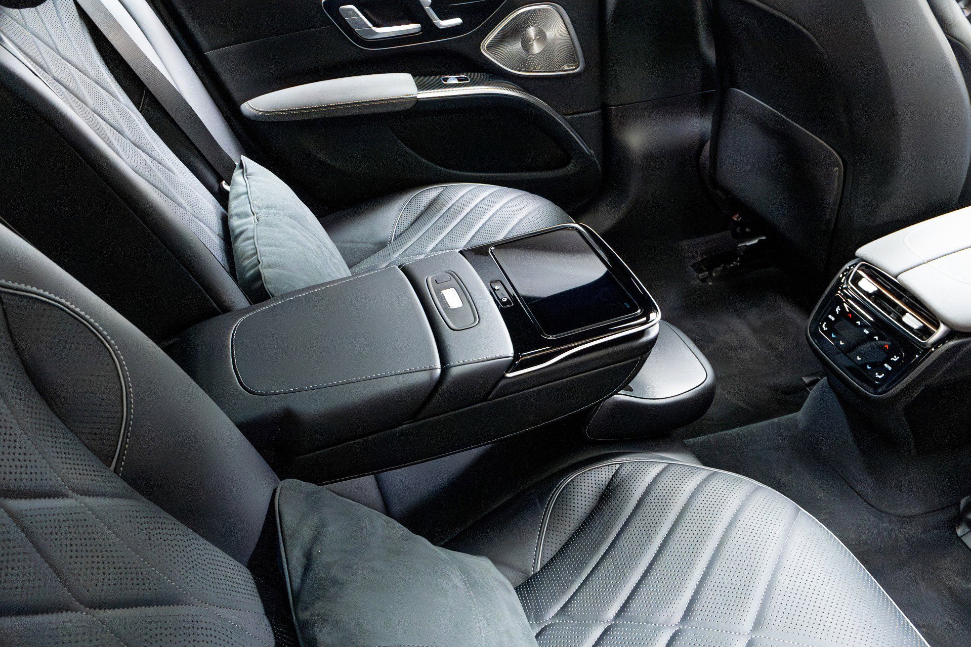 Used 2023 Mercedes-Benz EQS AMG 4MATIC image 31