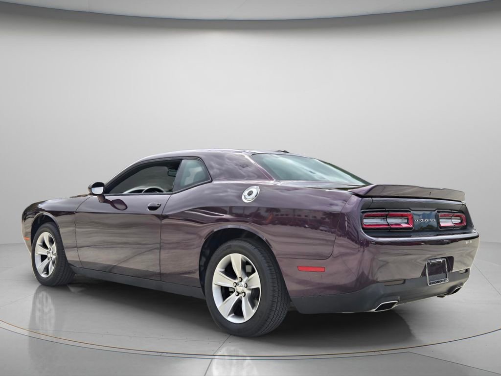 Used 2021 Dodge Challenger SXT image 6