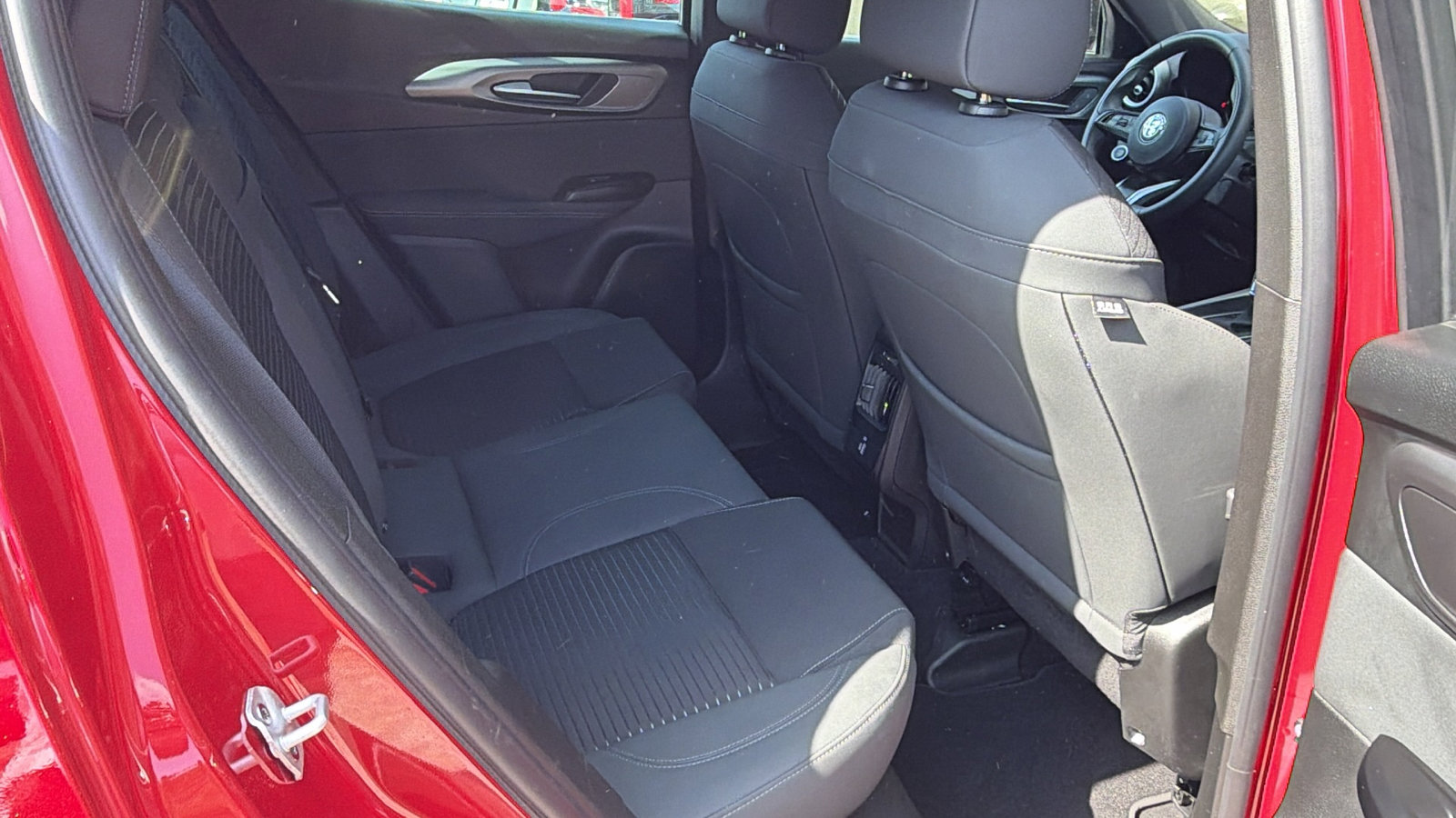 Used 2025 Alfa Romeo Tonale image 20