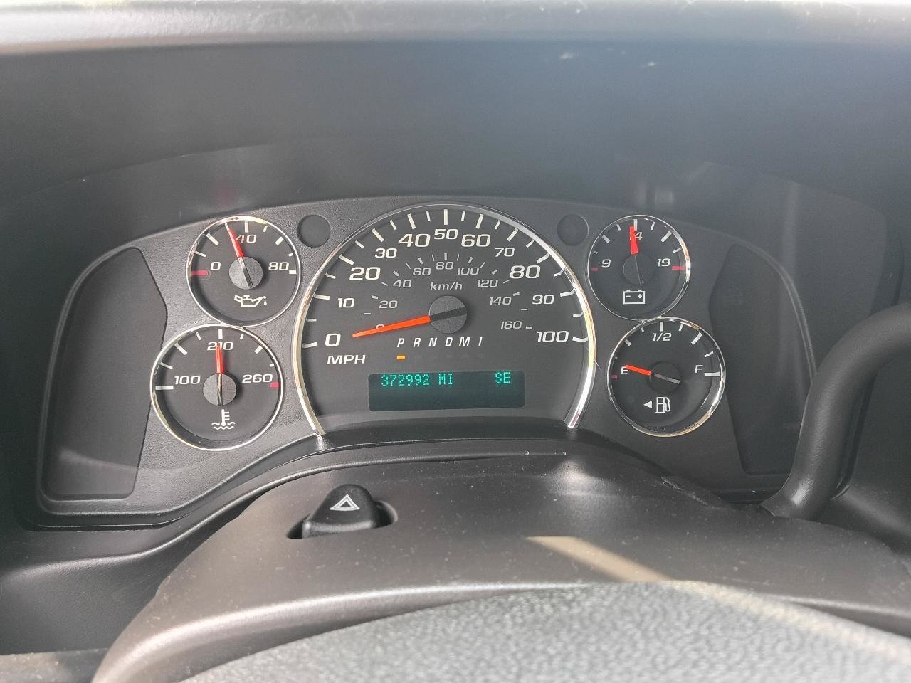 Used 2014 GMC Savana 3500 LS w/ Chrome Appearance Package RWD image 11