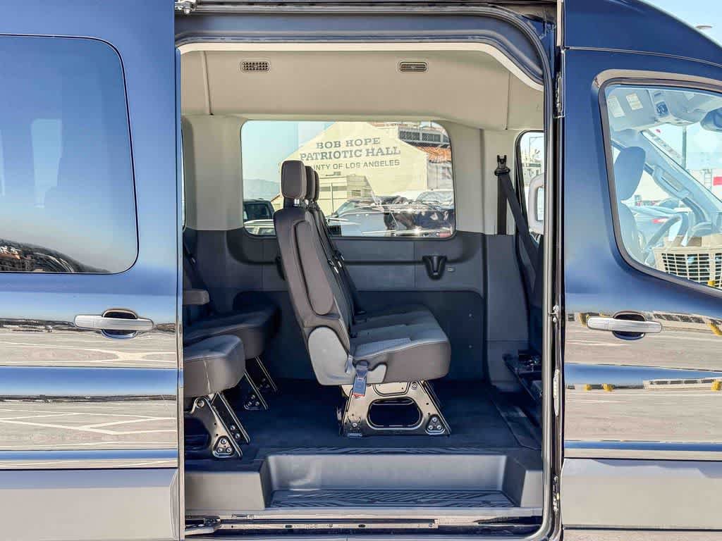 Used 2025 Ford Transit 350 XLT RWD image 17