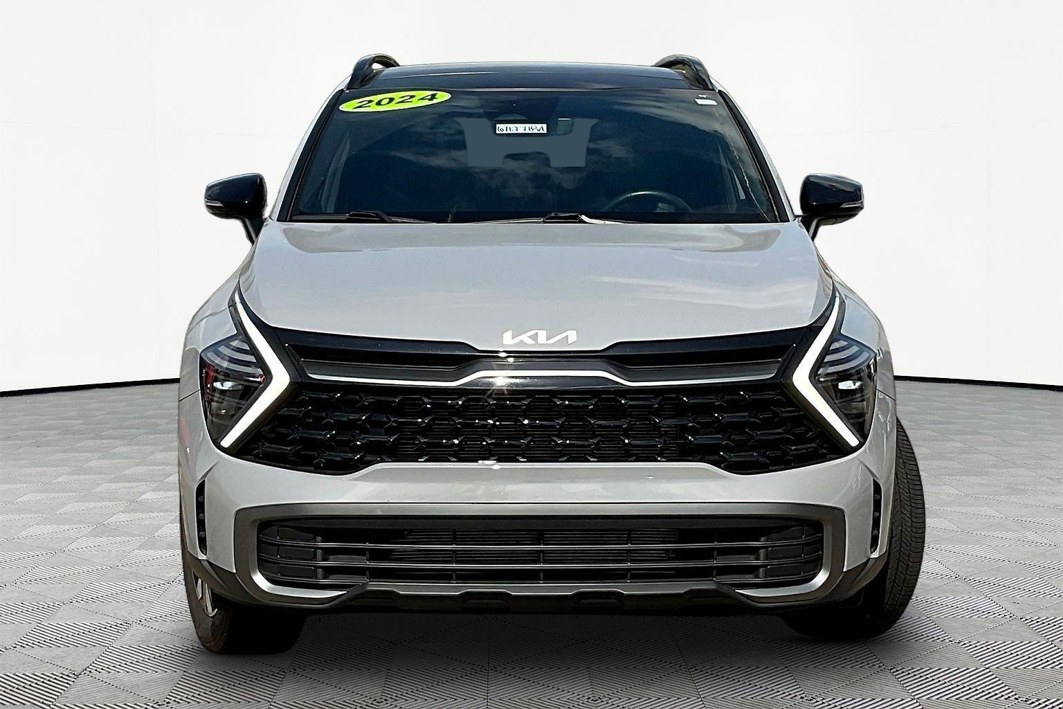 Used 2024 Kia Sportage X-Line w/ X-Line Premium Package image 2