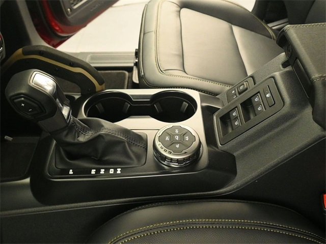 New 2025 Ford Bronco Badlands image 14