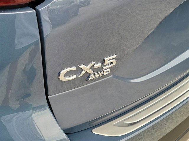 Used 2022 MAZDA CX-5 Carbon Edition image 5