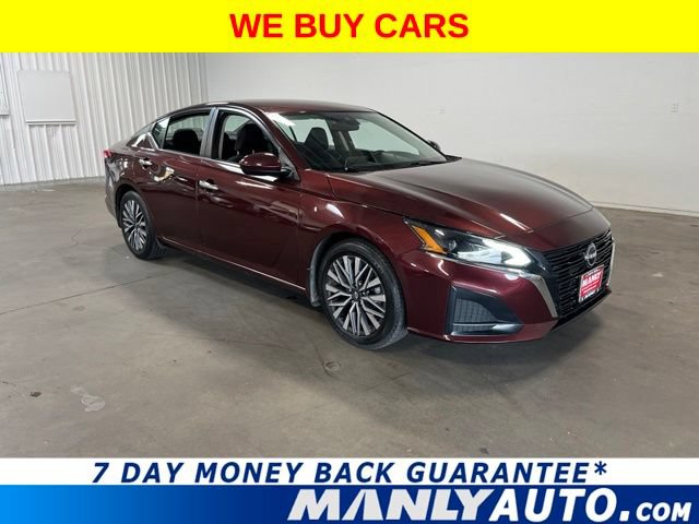 Used 2023 Nissan Altima 2.5 SV