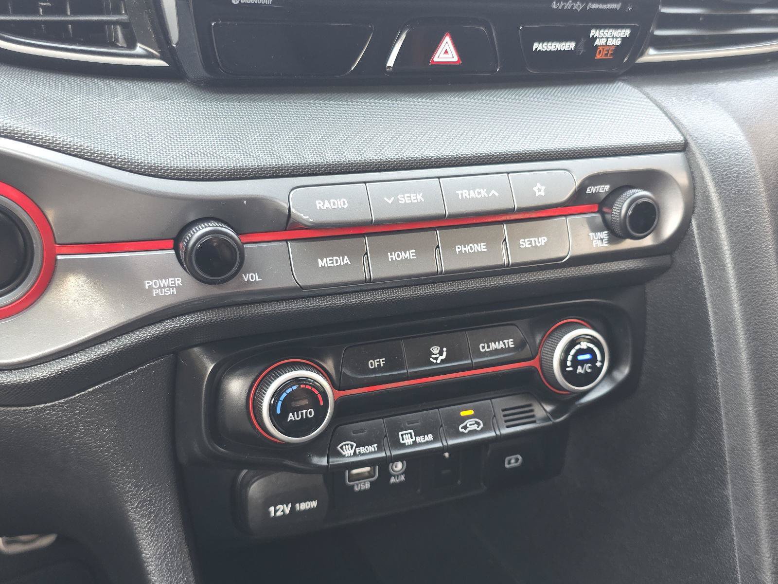 Used 2020 Hyundai Veloster Turbo FWD image 21
