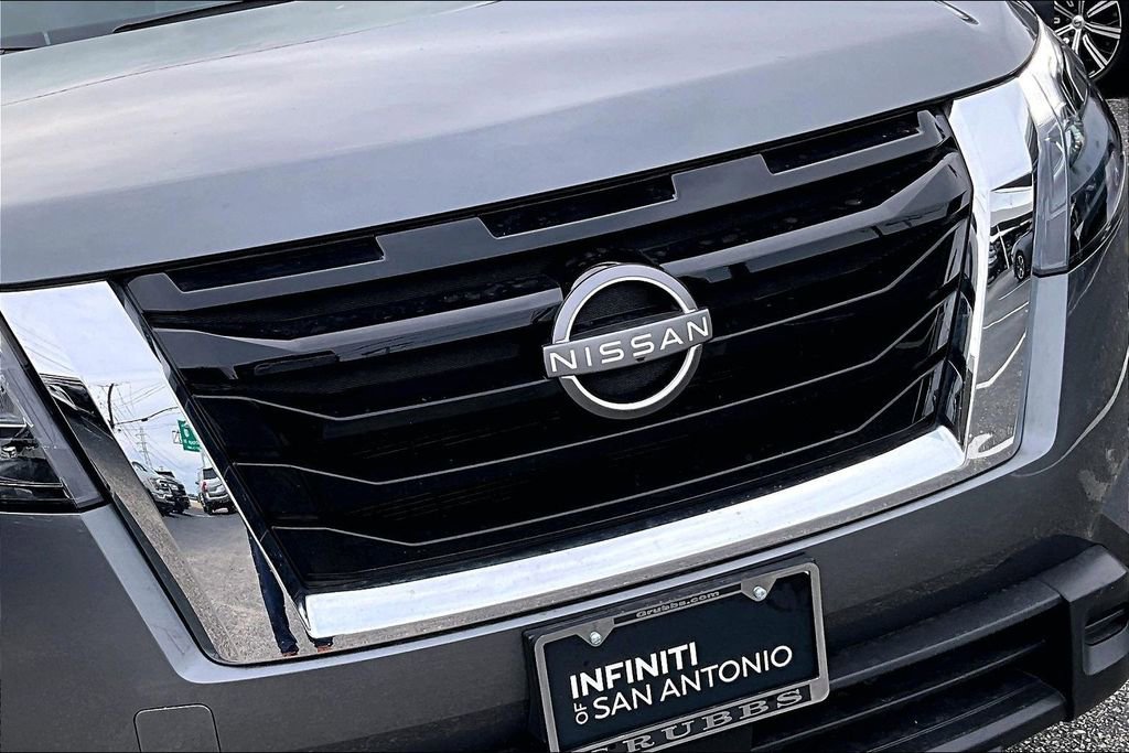 Used 2024 Nissan Pathfinder S image 39