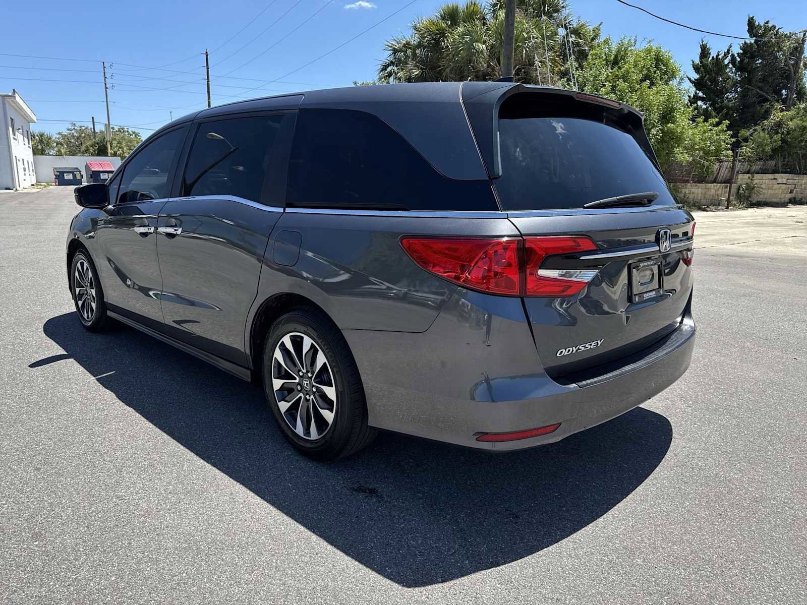 Used 2024 Honda Odyssey EX-L image 4