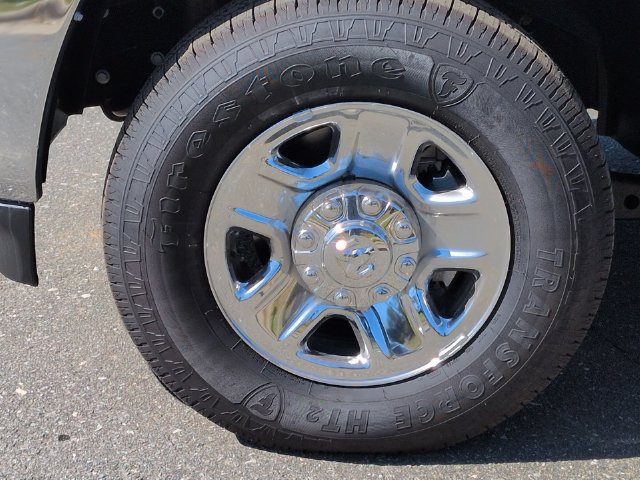 New 2026 RAM 3500 Tradesman w/ Chrome Appearance Group AWD/4WD image 25