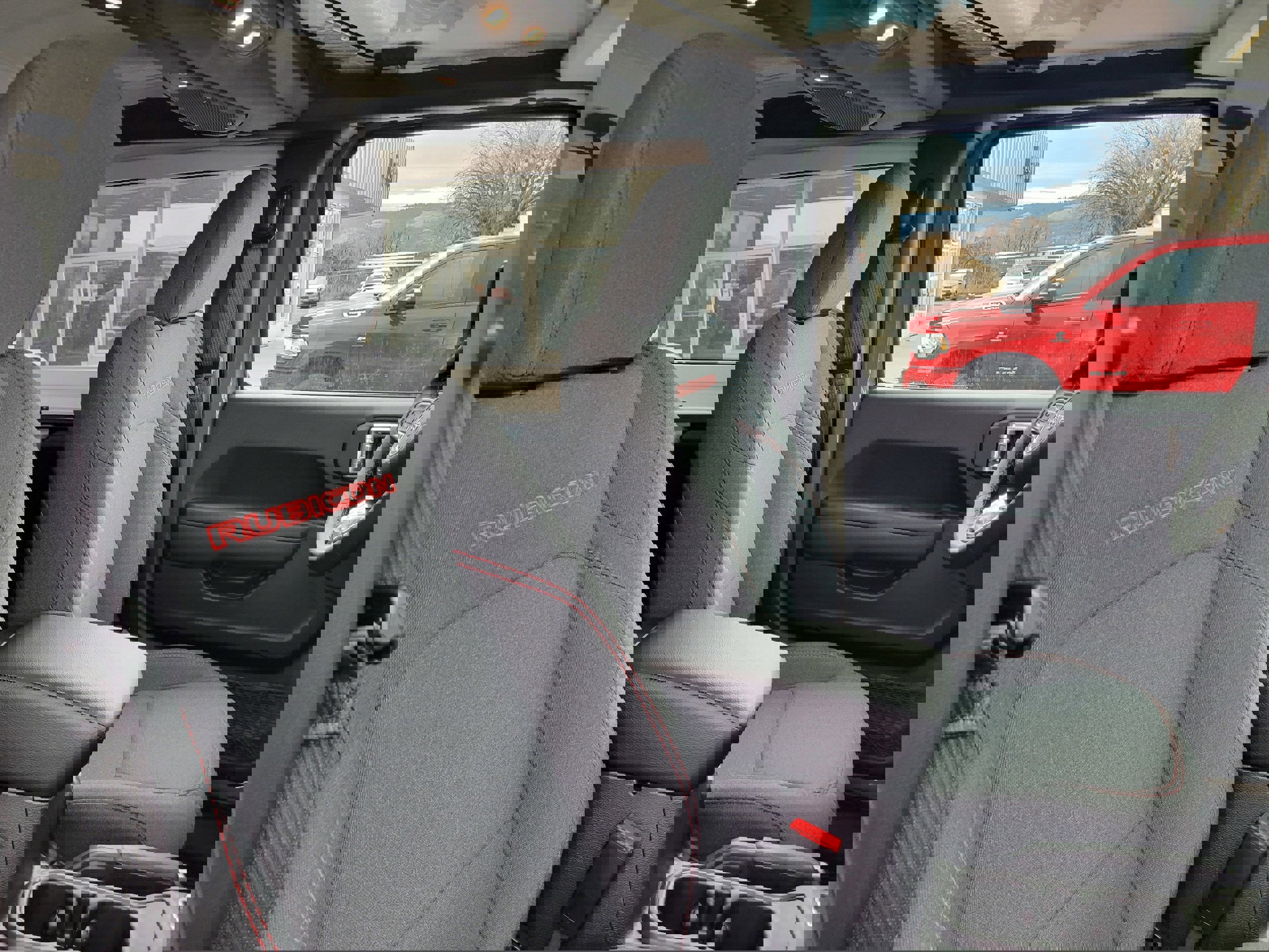 New 2026 Jeep Wrangler Rubicon w/ Xtreme 35 Tire Package image 17