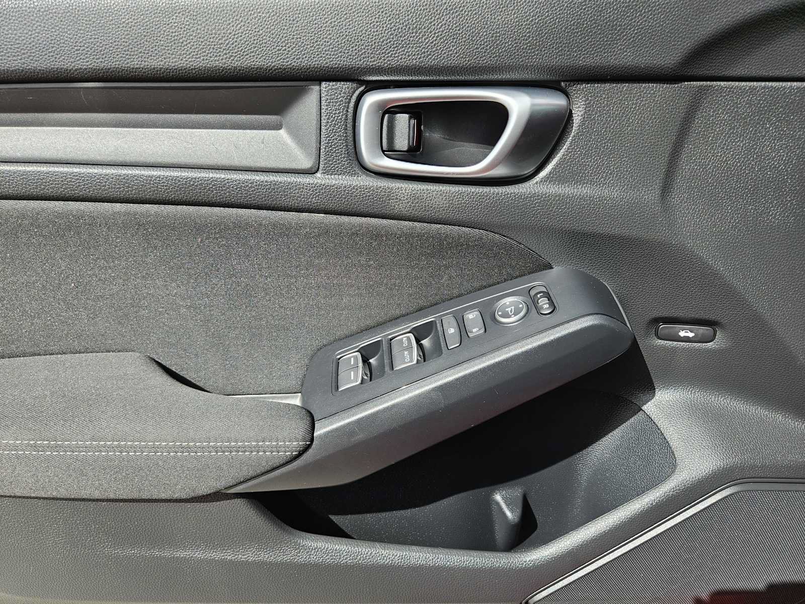 Used 2023 Honda Civic LX image 22