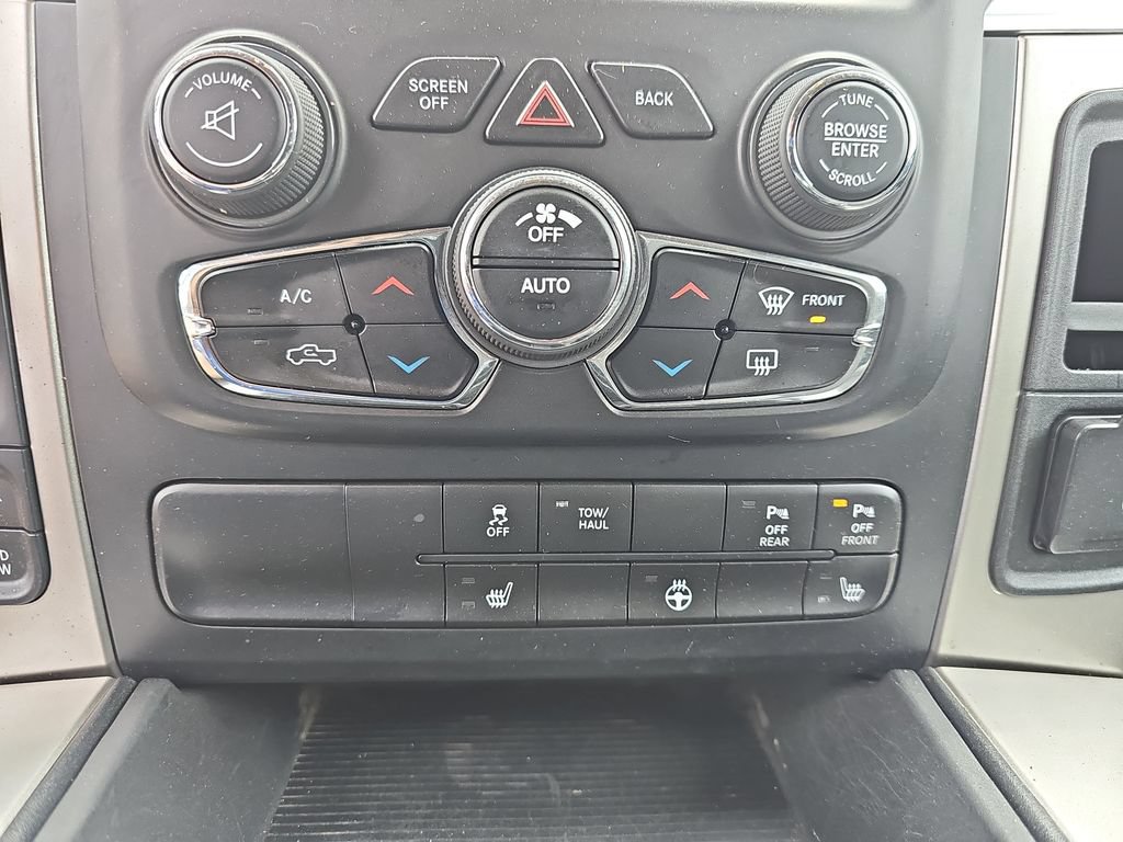 Used 2017 RAM 1500 Big Horn AWD/4WD image 25