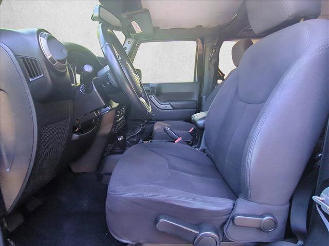Used 2013 Jeep Wrangler Sport AWD/4WD image 13