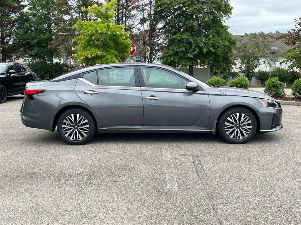 New 2025 Nissan Altima 2.5 SV w/ SV Premium Package image 3