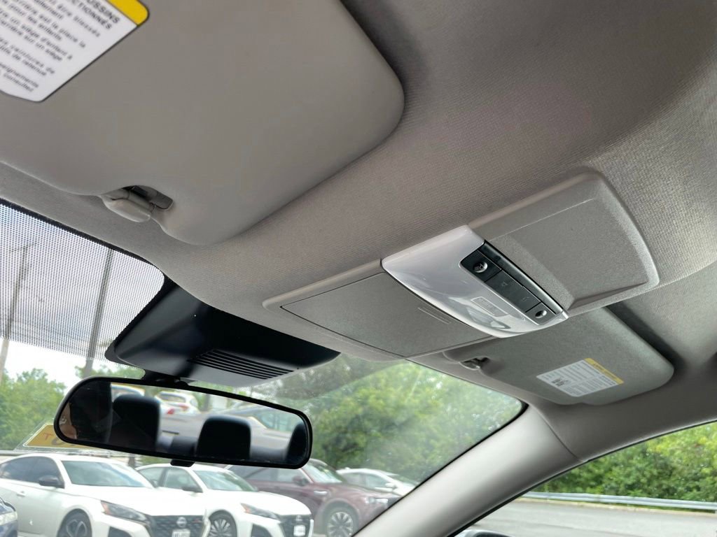 Used 2023 Nissan Sentra SV FWD image 23