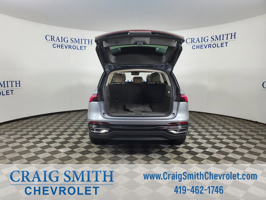 Used 2025 Lincoln Nautilus Premier image 16