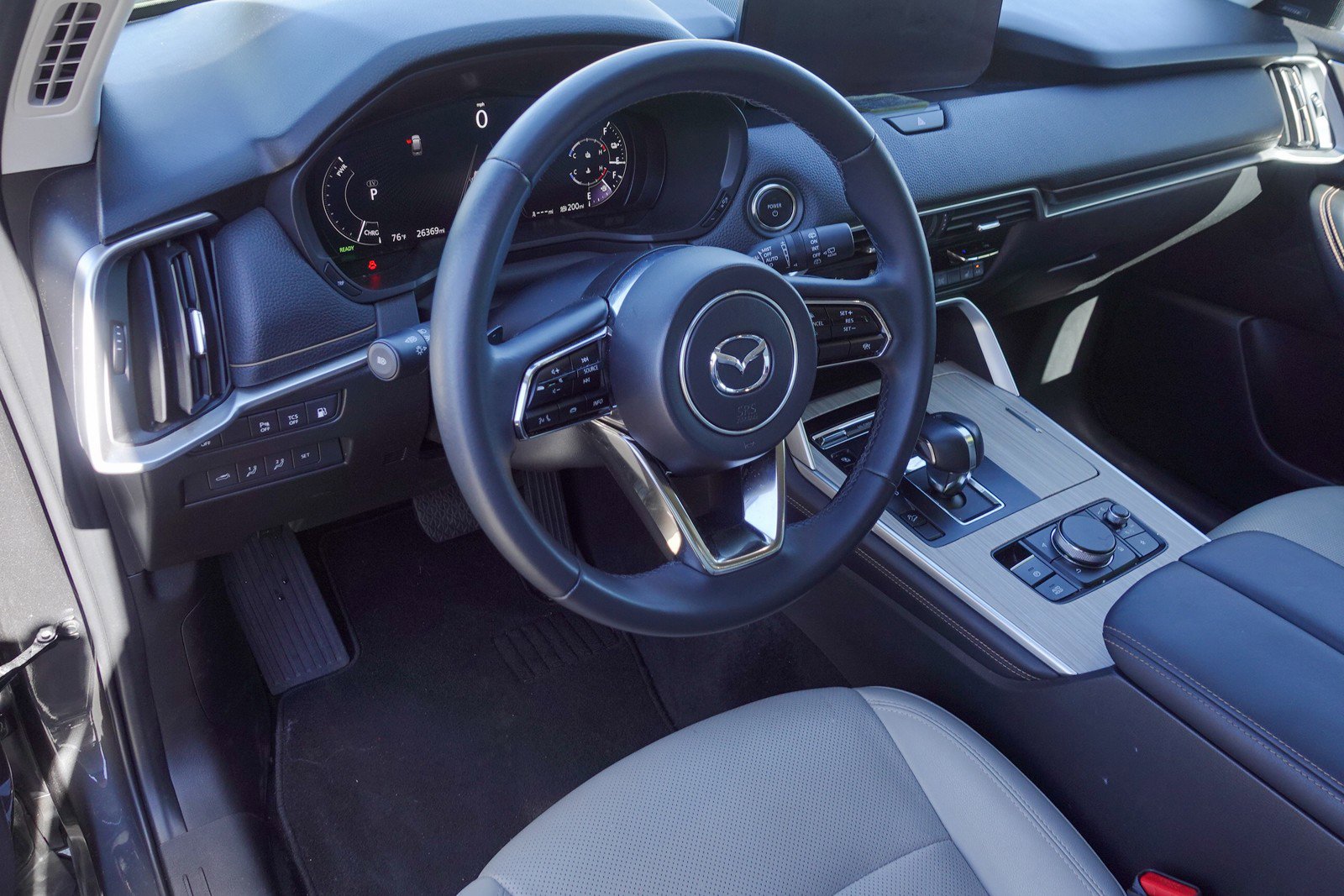 Certified 2024 MAZDA CX-90 Plug-In Hybrid w/ Premium Pkg image 9