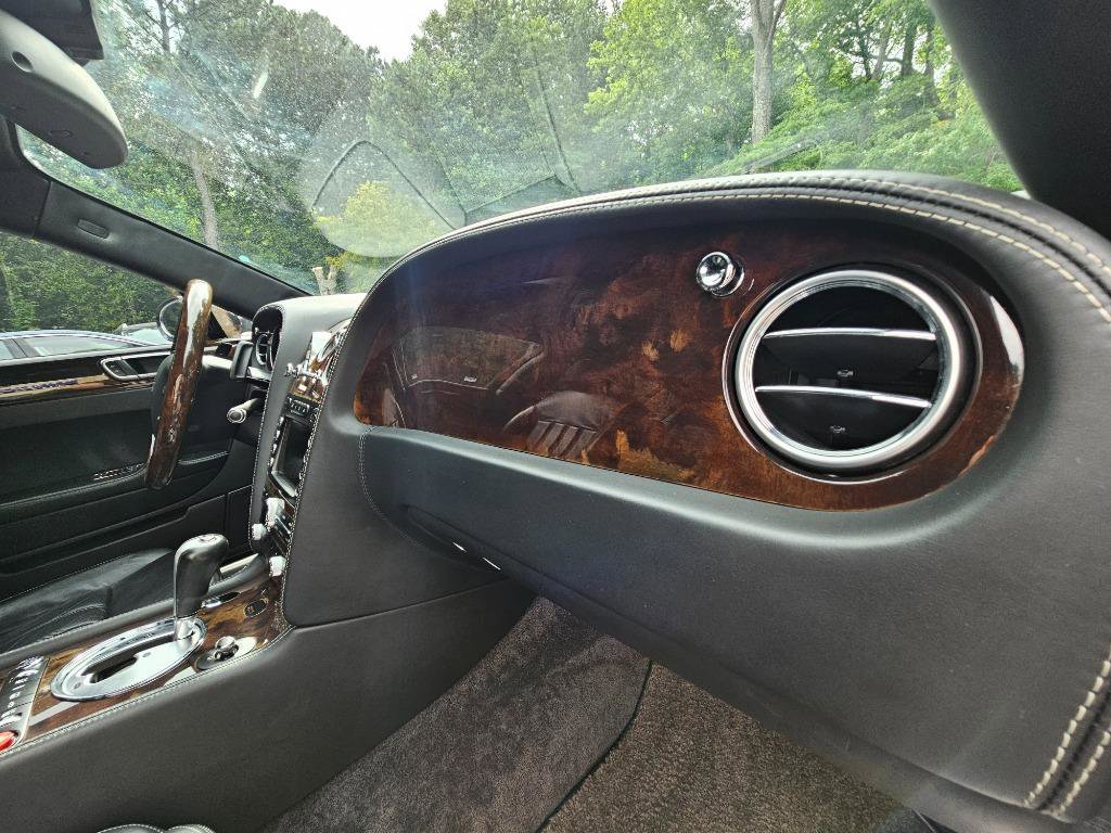 Used 2009 Bentley Flying Spur Flying Spur image 58