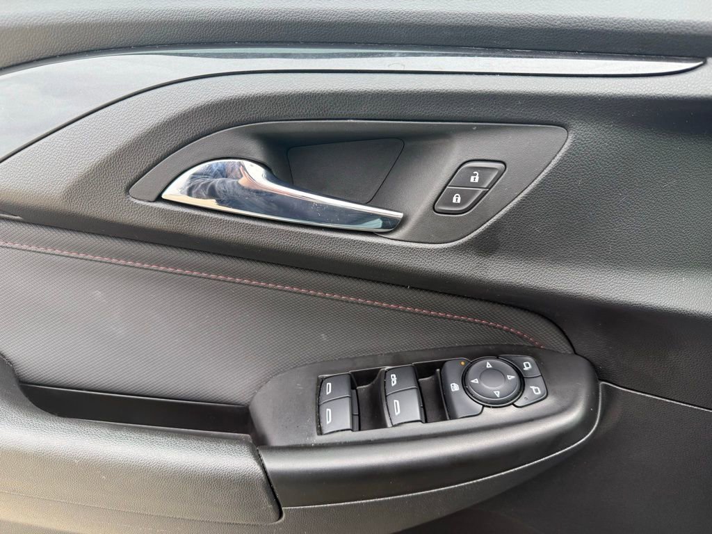 Used 2023 Chevrolet TrailBlazer RS w/ Convenience Package image 22